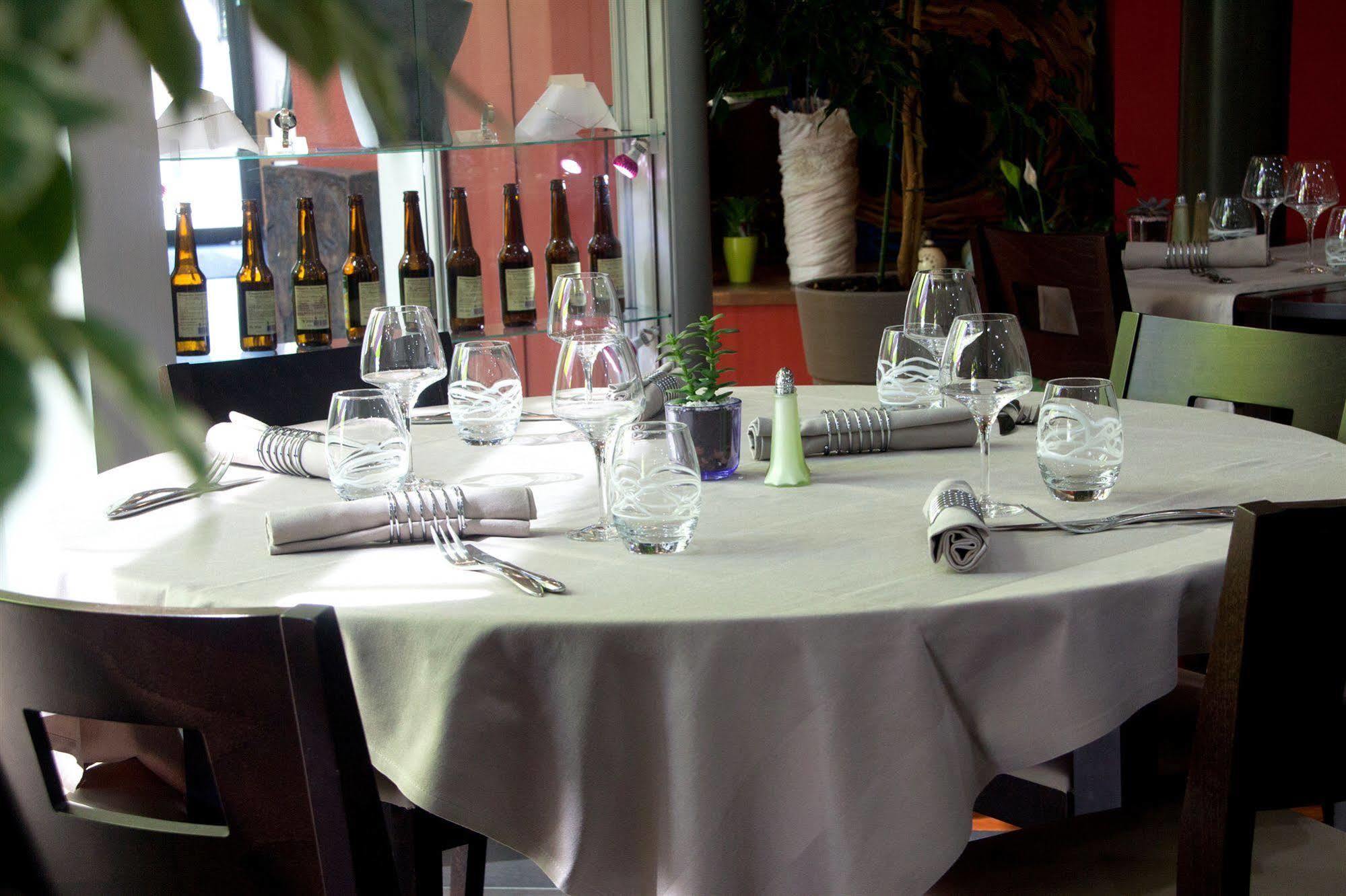 Logis Hotel Terre De Loire Belleville-sur-Loire المظهر الخارجي الصورة