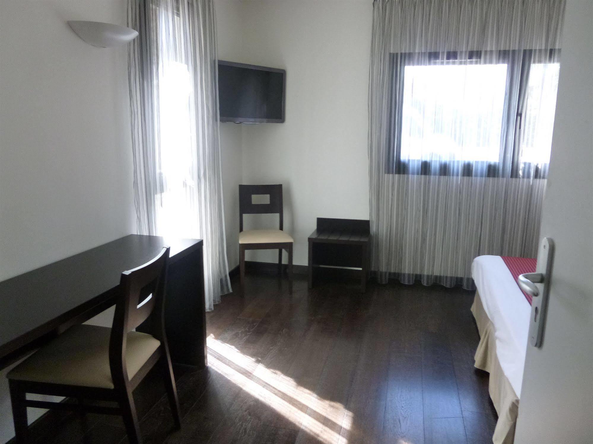 Logis Hotel Terre De Loire Belleville-sur-Loire المظهر الخارجي الصورة